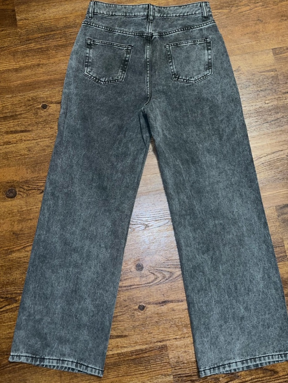 PrettyLittleThing Gray Washed High Rise Diamante Front Straight Leg Jeans Size 4 - Picture 7 of 9